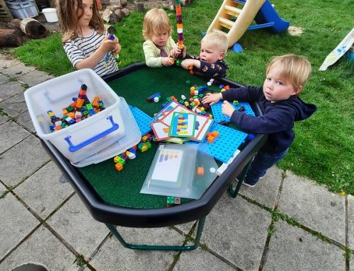 Onze kleuters kregen nieuw buitenspeelgoed
